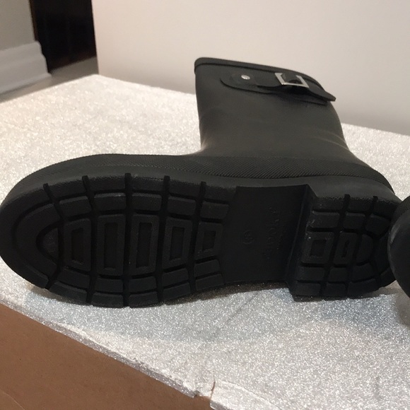 Chooka handcrafted premium rain boots. Brand new. - Picture 5 of 6